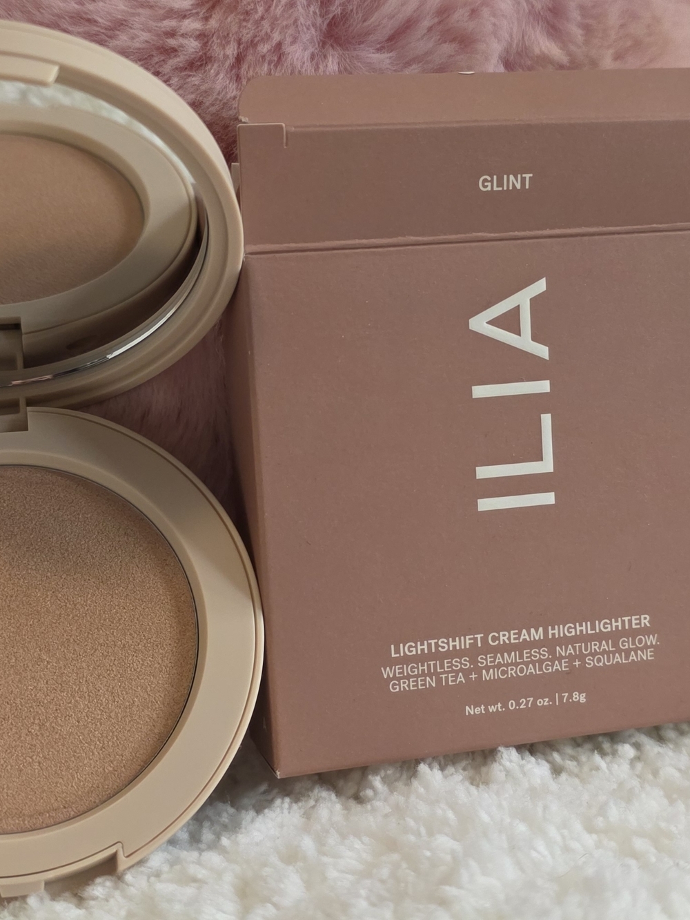 ILIA Lightshift Cream Highlighter - Glint Peachy Gold